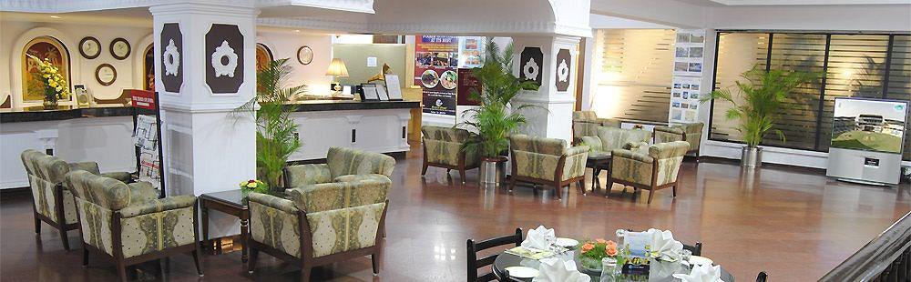 Breeze Hotel Ченнаи Экстерьер фото